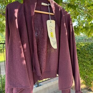 CANNISSE BOXY CARDIGAN SIZE LARGE NWT